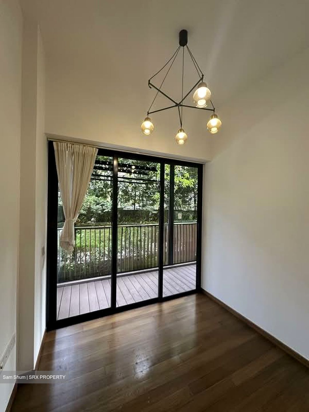 Royalgreen (D10), Condominium #595185271